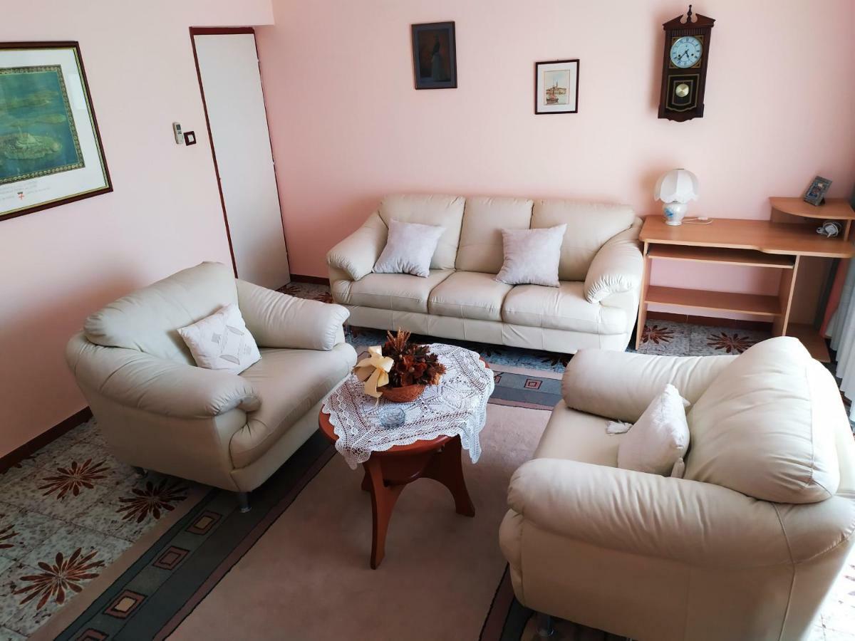Antonio Apartment روفينج المظهر الخارجي الصورة